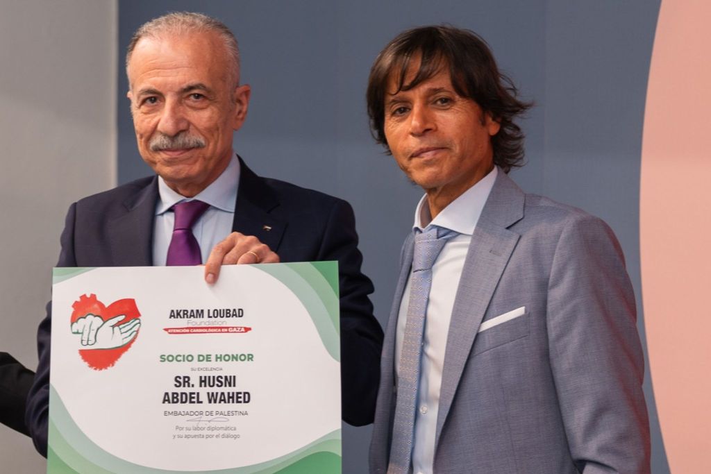 Presentación Oficial Akram Loubad Foundation (1)